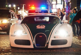 Polislər Bugatti sürəcəklər - VİDEO